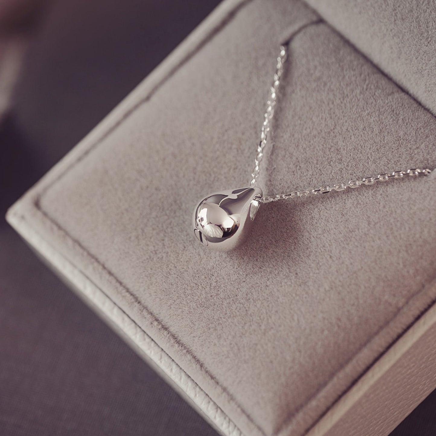 When Your Love Is Gone, Keep Them Close | This memorial urn necklace lets you carry a small part of your husband, wife, or partner near your heart every day